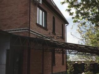 Продам дом 260 м2, 3 этажа. Киевская область, Киево-Святошинский ...