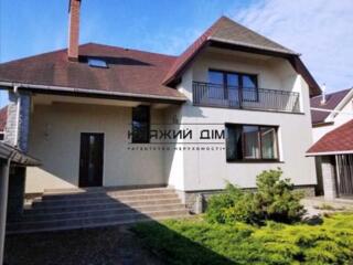 Замечательный, просторный дом 450 м2 3 этажа по Житомирской трассе, ..