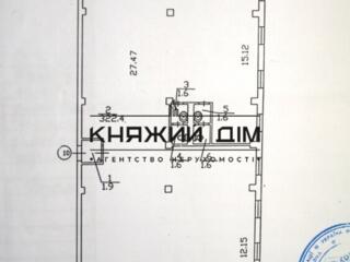 Продается фасадное помещение в торговом центре на Позняках по улице ..