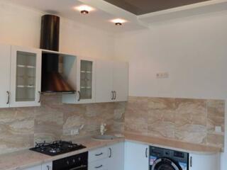 Предлагается в продаже двухкомнатная квартира с Евроремонтом. ...