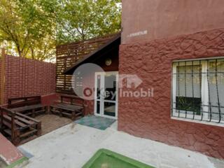 Se oferă  spre vânzare spațiu comercial  amplasat în ...