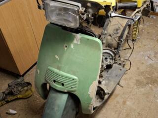 Продам запчасти Ява и мопед Хонда Леад 80