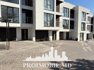 Vă propunem spre vânzare acest townhouse în 3 nivele laGrătiești, ...