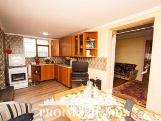 Vă propunem spre vânzare această casă, sect. Telecentru, str. ...