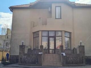 24885. Продам 2-х этажный дом на Фонтане. ...