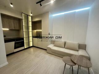 Пропонується до продажу по переуступці роздільна 2-х кімнатна ...