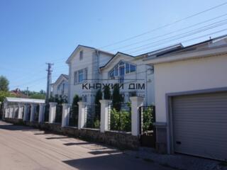 Продается отличный 3-х этажный дом в Крюковщине первая линия от ...