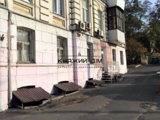 Продажа фасадного помещения общей площадью 35,3 кв.м. на 1 этаже с ...