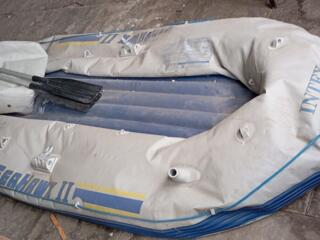 Продам лодку двухместную