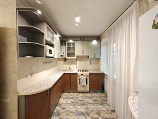 3-комнатная квартира с ремонтом, мебелью проспект Леси Украинки