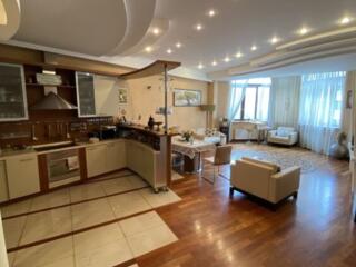 25787 Продам просторную трехкомнатную квартиру в ...