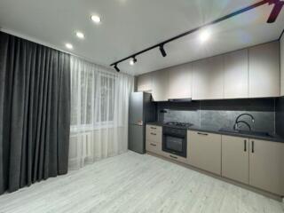 Sec. Riscani, str. Miron Costin! Apartament cu 2 camere + living! Euro