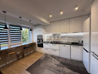 Spre chirie apartament amplasat în sectorul Buiucani, str. ...