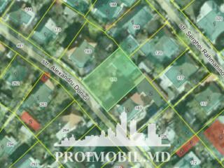 Spre vânzare se oferă teren pentru construcții, situat în sect. ...