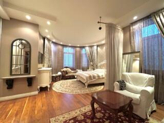 25986. Продам трехкомнатную квартиру в р-не ...