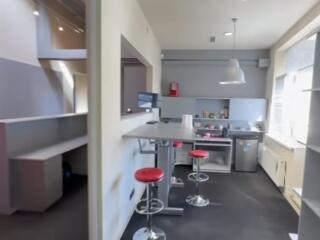 26015.  Продам отличный вариант в самом сердце ...