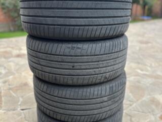 Bridgestone Turanza 245/45 R18