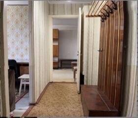 Просторная 3х к квартира 63 кв м на проспекте Небесной Сотни