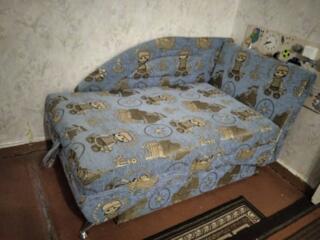 Продам детский диван