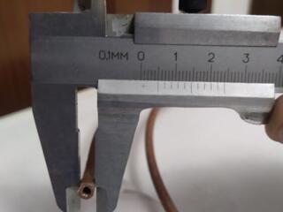 Продам медную трубку б/у, внешний диаметр 5мм, внутренний 3мм