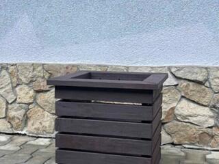 Продам уличное кашпо под цветы