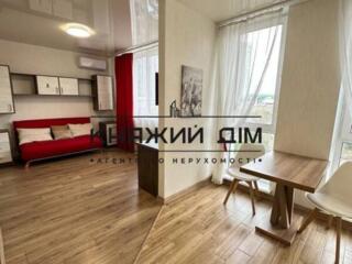 Оренда 1 к. Кв. студіо в ЖК Рів'єра по вул. Малоземельная 75Д. 33