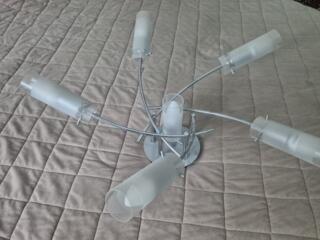 Люстра 200 руб с лампочками