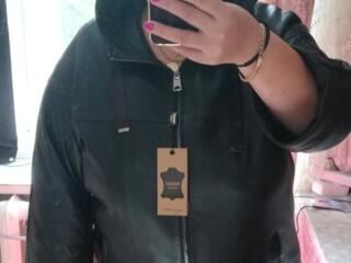 Продам новую кожаную куртку