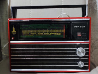 Радиоприёмник VEF-202 (Олимпийская серия) СССР