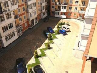 1-к квартира в новом доме, с ремонтом и мебелью.