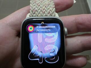 Продам Apple Watch SE