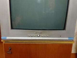 Телевизоры ГолдСтар и Шиваки на разборку по 100 руб.