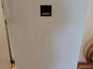 Морозилка Zanussi в отличном, рабочем состоянии.