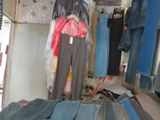 Продаётся контейнер. Самовывоз. Рынок Байдуково 5 ряд. Цена договорная. 079656591.