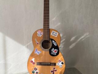 Продам гитару!