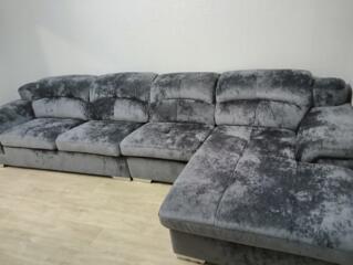 Ремонт и перетяжка мебели.