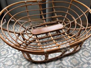 Диван из ротанга