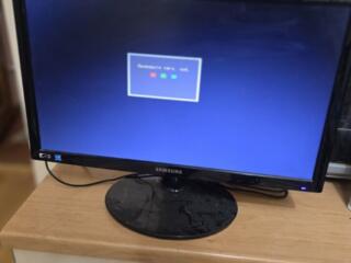 Продам монитор самсунг 19 дюймов широкоформатный