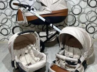 Продам коляску 3в1
