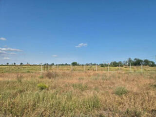 Продам земельный участок площадью 10 соток, правильной формы в ...