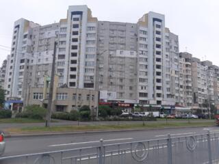 Здам 1-кім. кв. в довгострокову оренду. Власник!