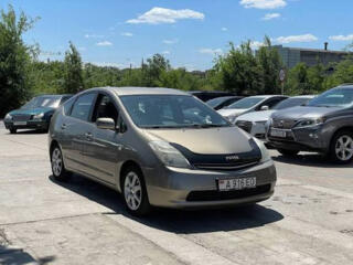 Запчасти приус 20