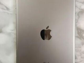 Продам планшет iPad Mini 2