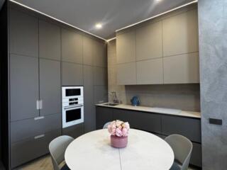 Две спальни и кухня-студия в ЖК " Наследие Дерибаса"