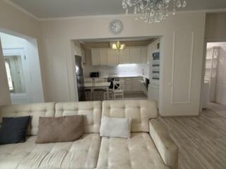 Продам коттедж в ЖК " Клаб Марин"/ Дача Ковалевского