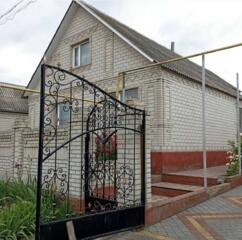 В продаже просторный дом в Котовске общей площадью 107 м2, жилая 78 ..