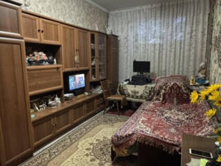 1 комнатная квартира в жилом состоянии. Кировский