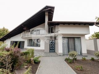 Spre vânzare casă cu 2 nivele amplasată în or. Codru, pe ...