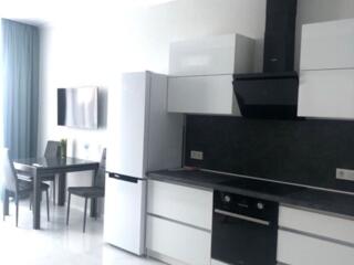 Сдам евродвушку в новом доме, центр, Фонтан