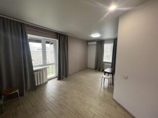 Продам 2-к квартиру с ремонтом на ж/м Слобожанское, левый берег